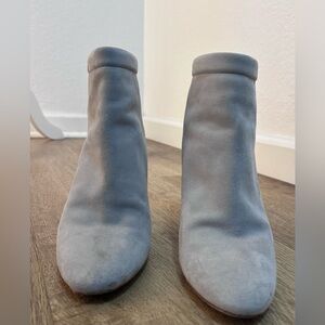 Nicholas Kirkwood Penelope Pearl Ankle Suede Booties Color Storm Size 6